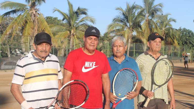 Enrique García, Francisco Zepeda, Adolfo Morales y Miguel Ángel Tiznado.