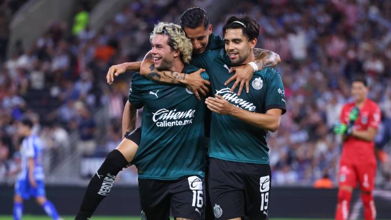 Chivas acabó con el invicto del Monterrey.
