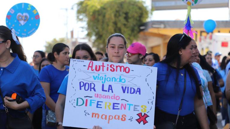 En la marcha se concientizó sobre la inclusión de las personas con autismo.