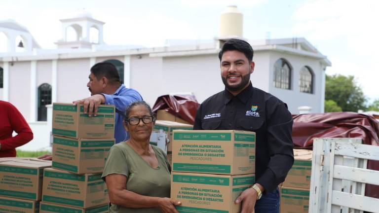 Entregan apoyos a familias pescadoras de la presa El Salto