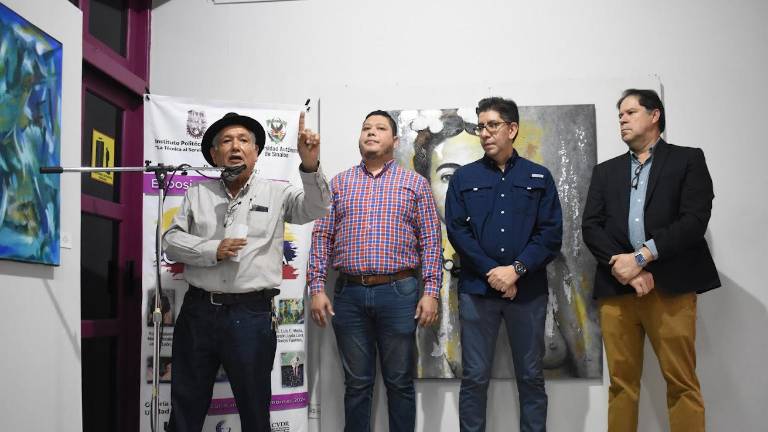 Funcionarios de la UAS, el IPN y el Instituto Municipal de Cultura Culiacán inauguran la muestra.