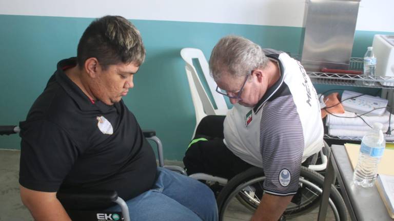 Los paratletas son evaluados.