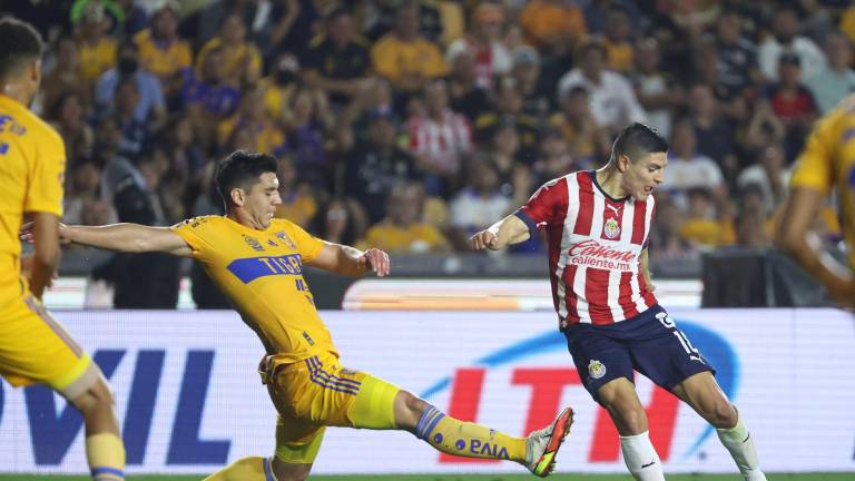 Chivas visita a Tigres este jueves en la final de ida.