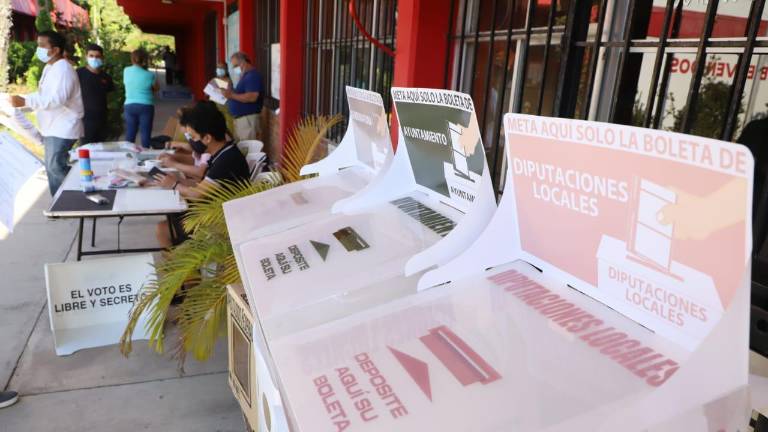 Varios políticos, servidores públicos y activistas se han inscrito en el proceso interno de Morena para buscar una candidatura en las elecciones del próximo año en Sinaloa.