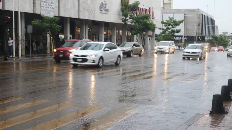 Las lluvias comenzaron desde la madrugada