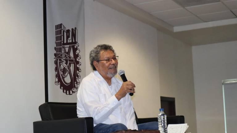 Élmer Mendoza