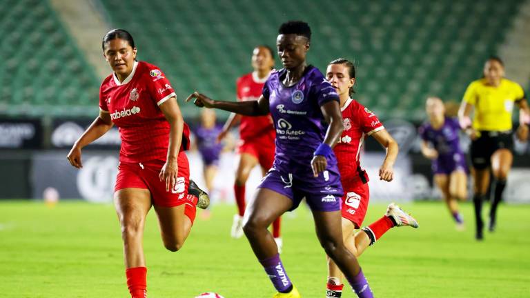 Mazatlán Femenil se desmoronó en el segundo tiempo.