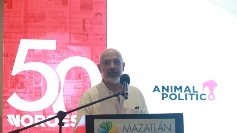 Daniel Moreno, director de Animal Político, habla sobre los riesgos de la desinformación en el proceso democrático.