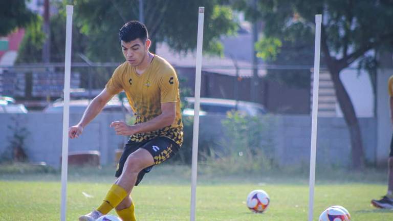 Iván Tona buscará ser un referente en el equipo de Rafael García.