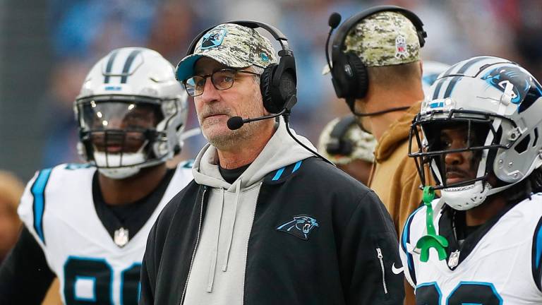 Frank Reich ya no es más el coach en jefe de los Panthers.