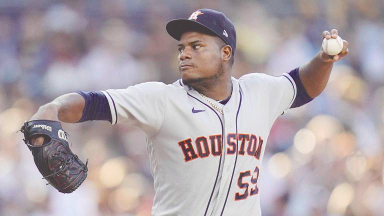 El dominicano Framber Valdez abrirá hoy por Astros ante los Bravos.