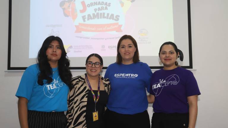 Mariela Bretado Zamora, María Gutiérrez, Julieta Lizárraga y Mirna Jaqueline Lizárraga.