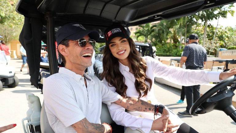Marc Anthony y su novia Nadia Ferreira podrían estar comprometidos.