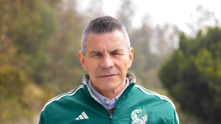 Alfredo Tena dice que es un orgullo poner su granito de arena.