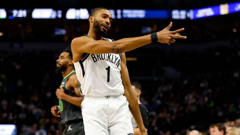 Mikal Bridges fue pieza clave para la victoria de los Nets sobre los Nuggets.