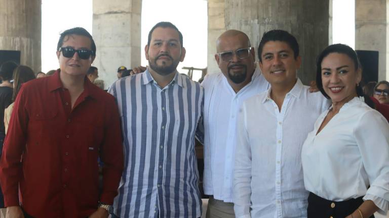 Juan Ríos, Jonathan Tostado, José Carlos Palacios, Jorge Lizárraga y Zulema de la Vega.