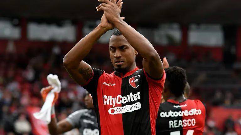Willer Ditta es oficialmente jugador de Cruz Azul.
