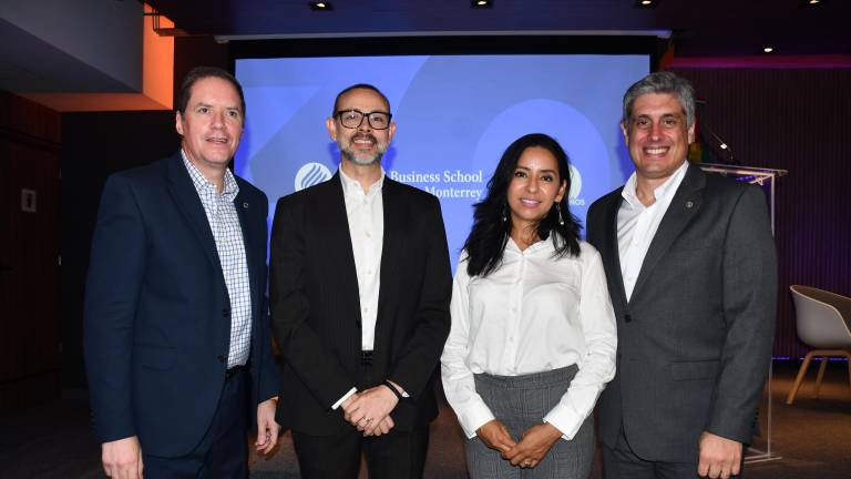 Richard David Huett, Ricardo Buitrago, Cristina Ibarra y Horacio Arredondo.