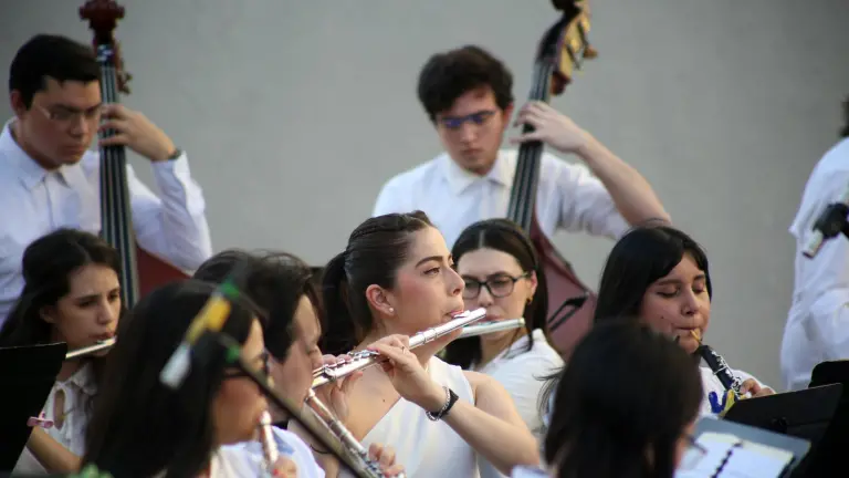 Este viernes 19 de septiembre disfrute de un repertorio de música mexicana, con motivo del mes de la patria.