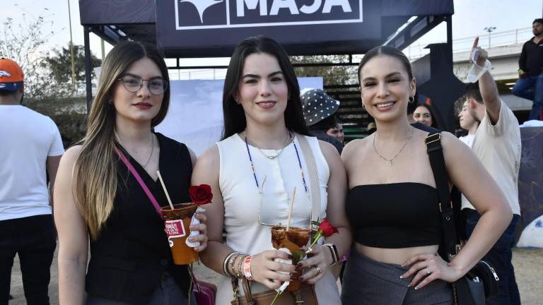 Andrea Nieto, Maricela Moreno y Leslie Medrano.