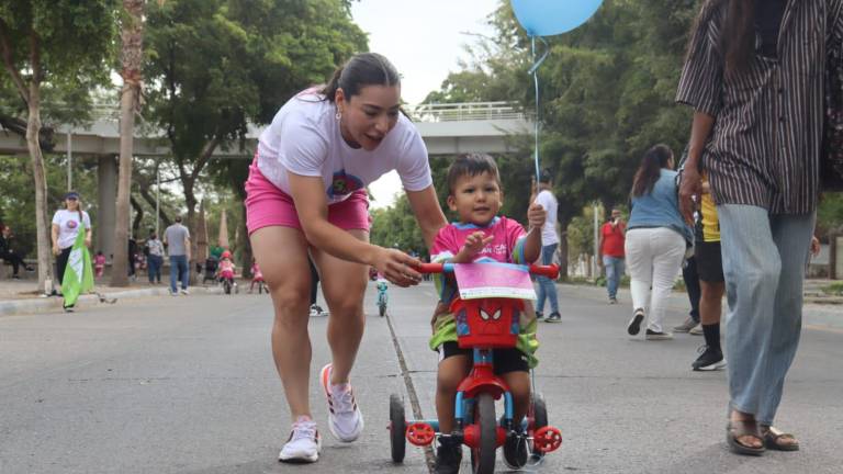 La ciclista Luz Daniela Gaxiola encabezó la carrera Clásica Infantil este domingo en Culiacán.