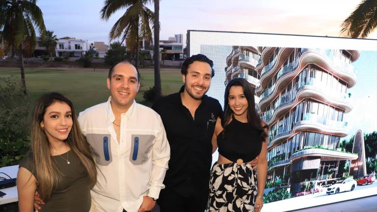 Karen Valenzuela, Alan y Frank Arámburo y Andrea Humbert, durante la presentación del proyecto Sun &amp; Sea Living.
