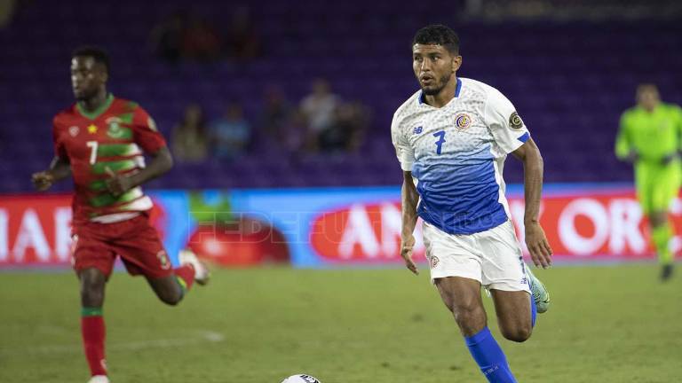 Costa Rica se repuso de un 0-1 ante Surinam, para quedarse con el triunfo y el boleto a cuartos de final de la Copa Oro.