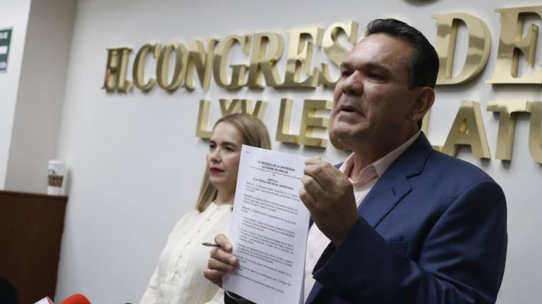 El Diputado local Sergio Torres Félix insiste en la necesidad de que la UAS pueda ser auditada para enfrentar la corrupción dentro de la universidad.