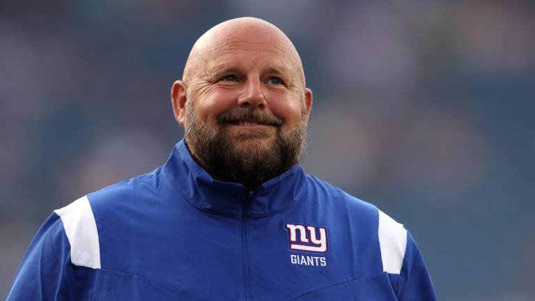 Brian Daboll permanecerá como head coach de los Giants.