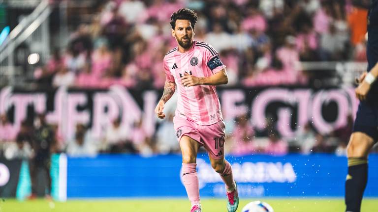 Lionel Messi poco pudo hacer por su equipo.