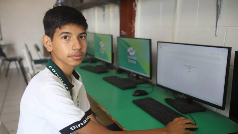 Jesús Fernando Anguiano Varela obtuvo un primer lugar en un concurso nacional de Conalep.
