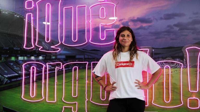 Gabriela Juárez se desempeña como delantera.