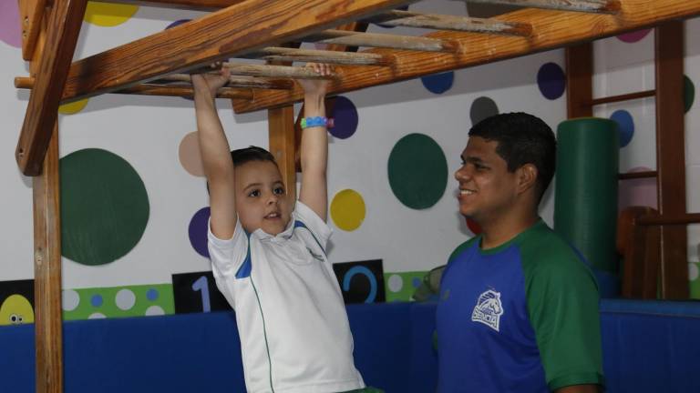 El Programa Neuromotor Senda busca que los alumnos de pre-maternal a segundo de primaria logren los procesos motores adecuados con actividades en las que juegan, experimentan e imaginan.