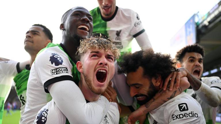 Harvey Elliott marca el gol del triunfo del Liverpool.