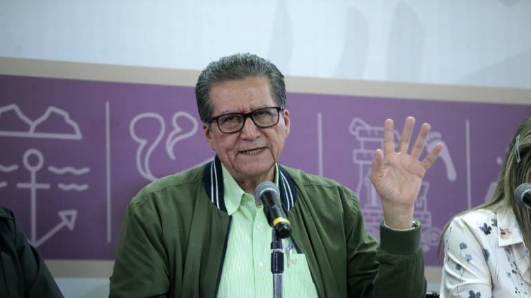 El Secretario General de Gobierno Feliciano Castro Meléndrez acusa que por culpa de la oposición, la revocación de mandato no es aplicable al Gobernador Rubén Rocha Moya.