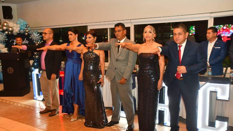 Rinde protesta la nueva mesa directiva del Colegio de Arquitectos del Sur de Sinaloa A. C. (CASSAC).