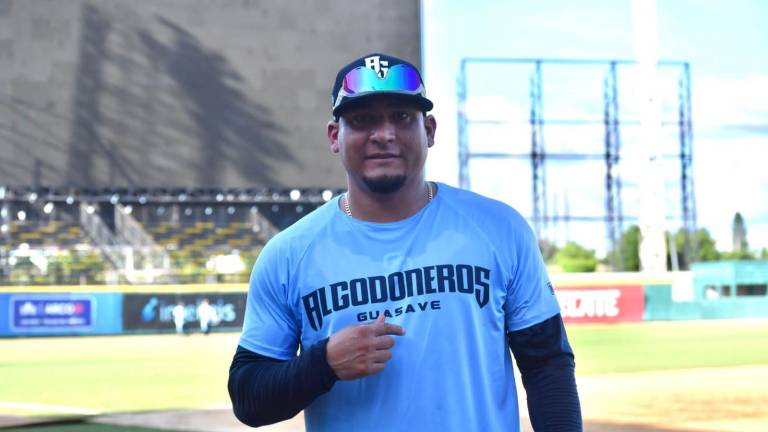 Héctor Hernández fue la novedad en el campamento de Algodoneros de Guasave.