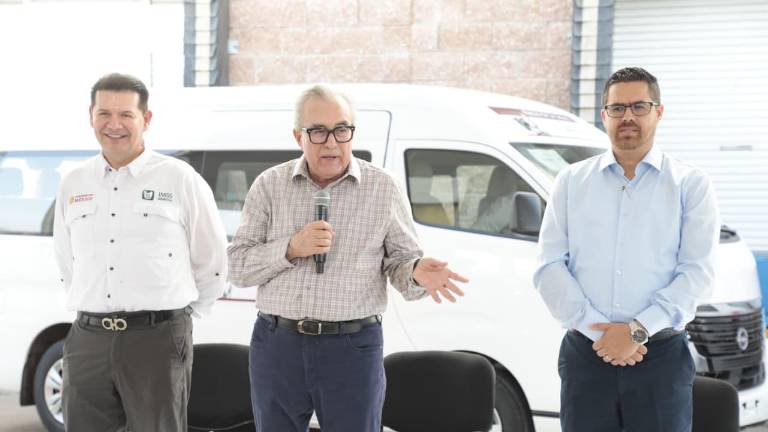 El Gobernador de Sinaloa Rubén Rocha Moya pone en marcha en la entidad las “Rutas de la Salud” para llevar medicamento a centros de salud.