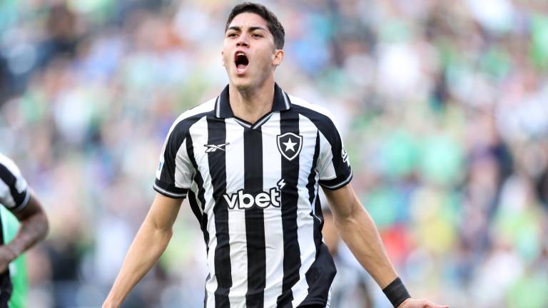 Botafogo gana 2-1.