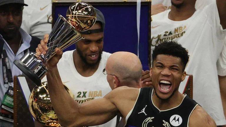 Giannis Antetokounmpo fue determinante para que los Bucks de Milwaukee se coronaran en la NBA.