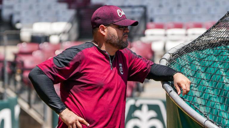 Jorge “Chato” Vázquez se venía desempeñando como coach asistente de bateo.