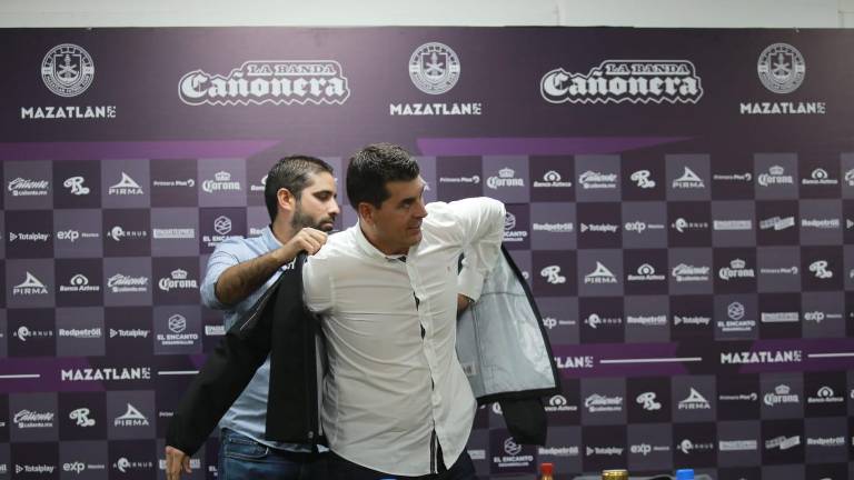 Ismael Rescalvo se viste de cañonero.