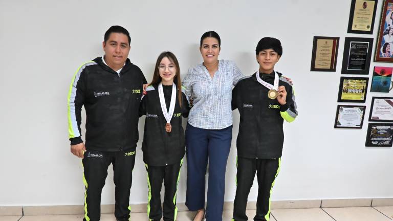 Juan Manuel Ortega Teutle, Carmen Beatriz Monterola Grajeda, Fabiola Verde y Nery Alexander Frías Mozo.