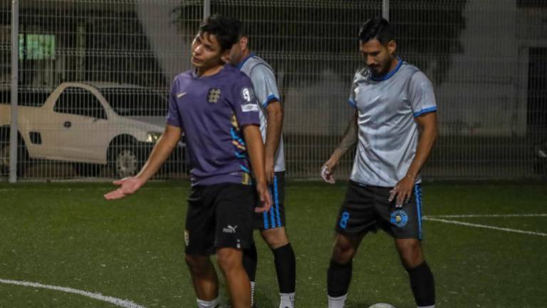 Intensos partidos se celebran en el Intercanchas.