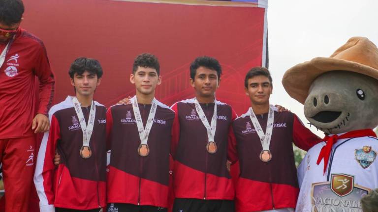 El relevo 4x400 Sub 18 da bronce en la jornada.