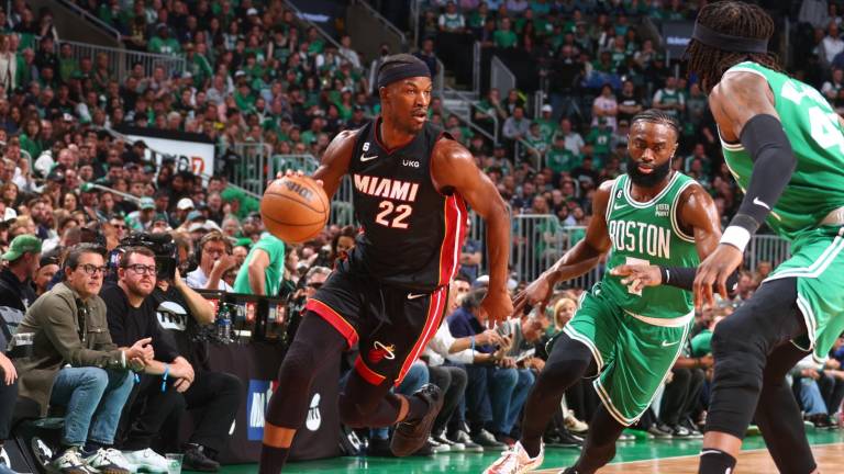Jimmy Butler logró 28 puntos para darle al Heat el boleto para Las Finales de la NBA.