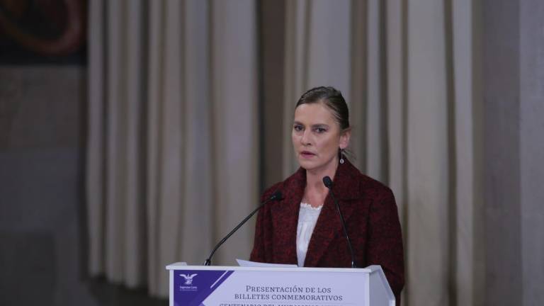 Beatriz Gutiérrez Müller, esposa del ex Presidente Andrés Manuel López Obrador, niega que se haya mudado a España.
