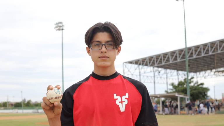 Santiago Contreras se convierte en Primera Firma de Venados de Mazatlán