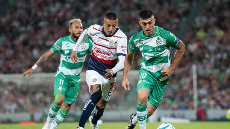 Santos se queda con los tres puntos ante Chivas.