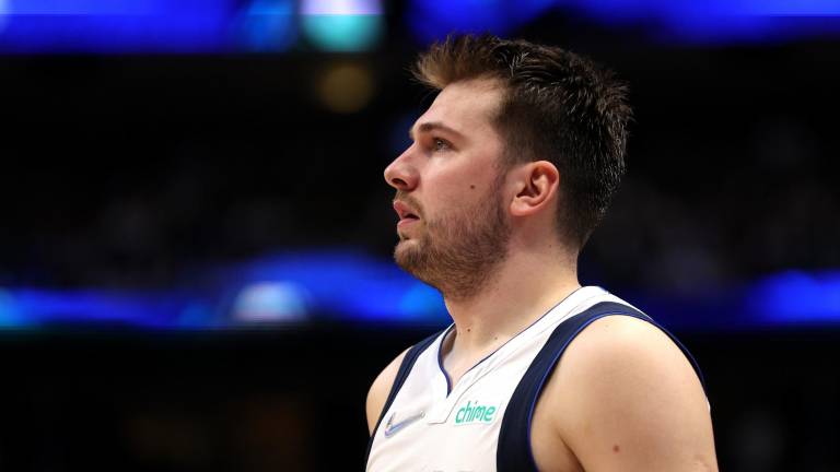 Luka Doncic fue factor para evitar que los Mavericks fueran barridos por los Warriors.